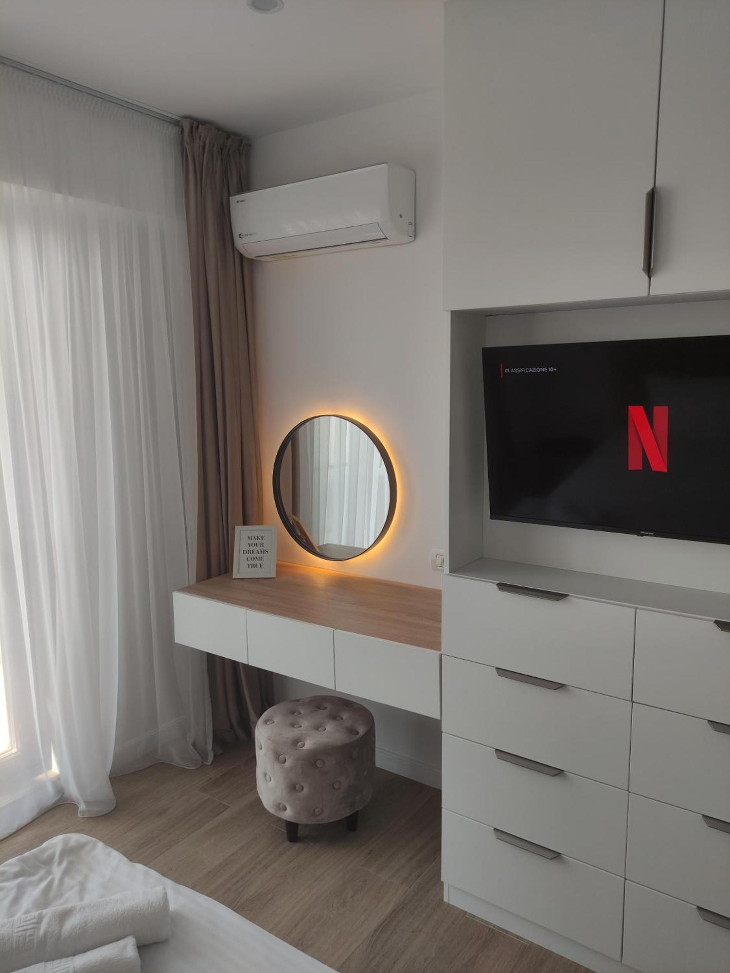 Aparthotel Black Sea คอนสตันซา ภายนอก รูปภาพ